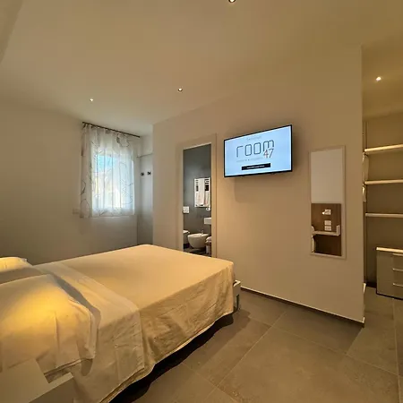 Room47 3* ألبا أدرياتيكا