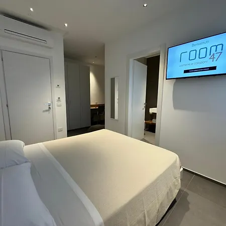 Nocleg ze śniadaniem Room47 3*