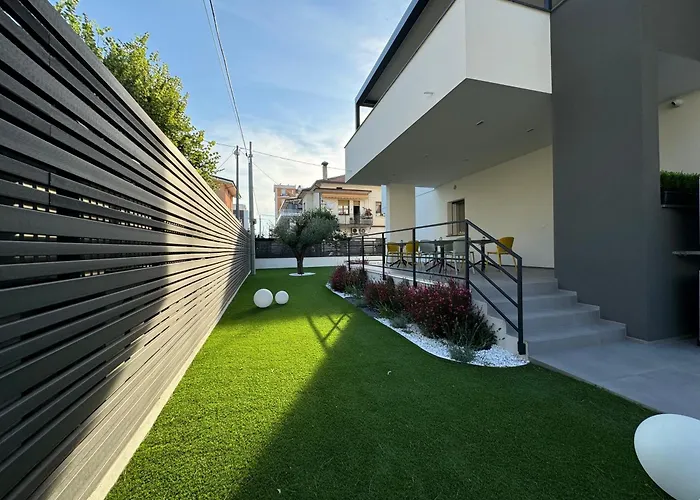 Bed & Breakfast Room47